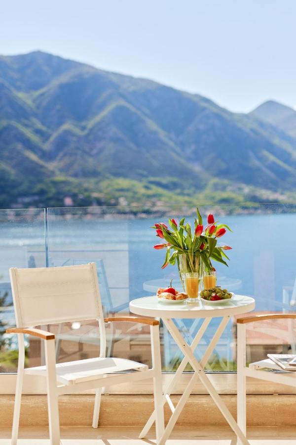 Apartment Noa With Sea View Kotor Exterior photo